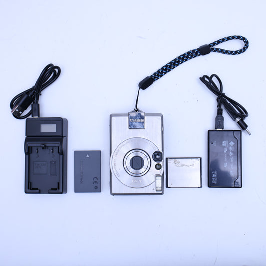 ［スマホ転送セット］Canon IXY Digital 300a コンデジ コンパクトデジタルカメラ メモリーカード等付